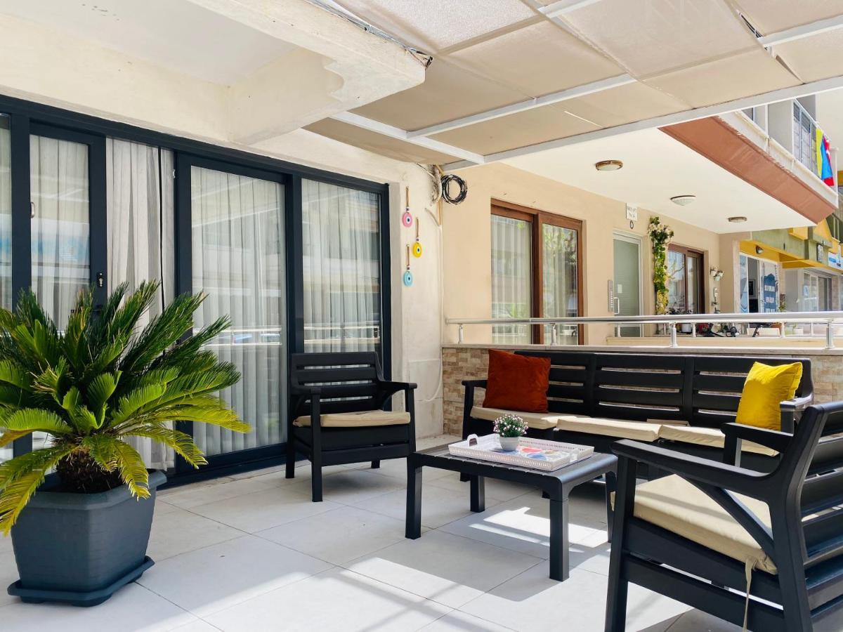 Ezgi'S Apartment With Terrace In Marmaris Extérieur photo